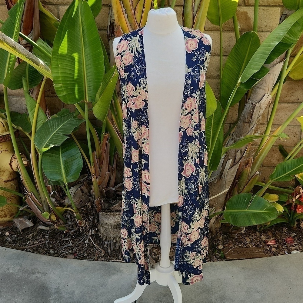 Lularoe extra small navy blue pink floral Joy duster vest